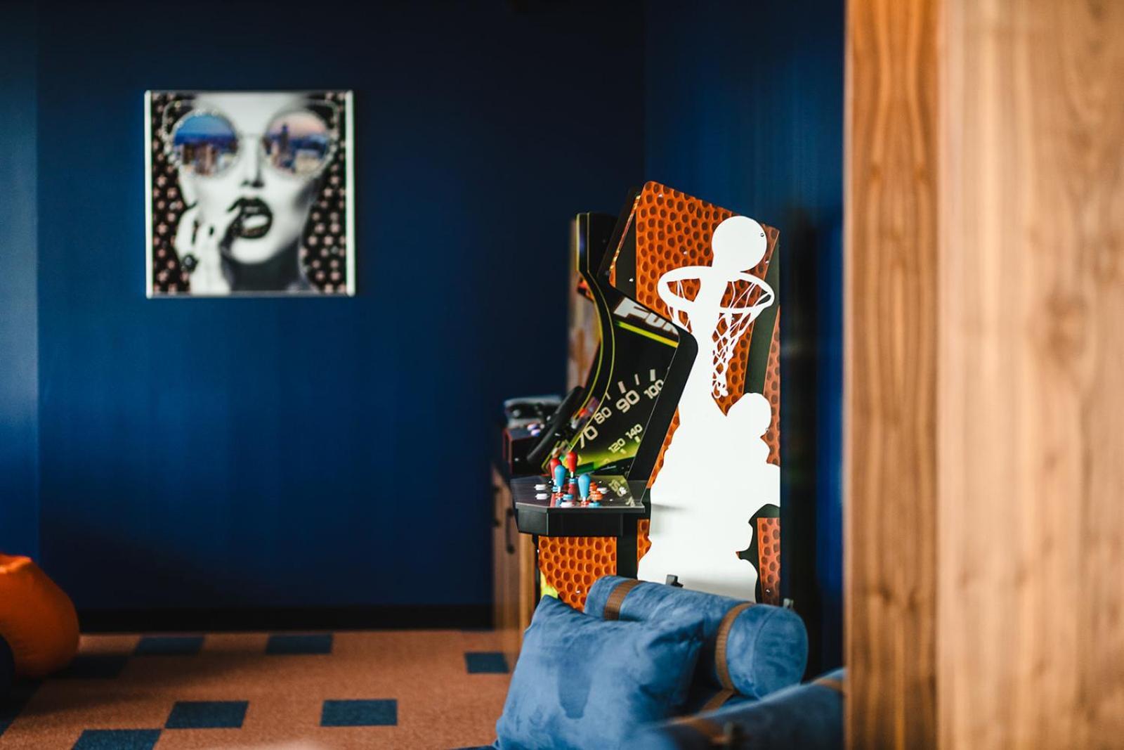 Kepler Club Riga Airport Hotel - Airside Eu Transit Area Ieki المظهر الخارجي الصورة